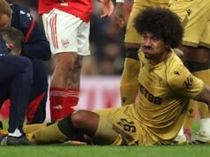 美國國家隊的理查茲在聯賽杯中被擔架抬下場
| mtgamer.com 美國國家隊的理查茲在聯賽杯中被擔架抬下場
| mtgamer.com