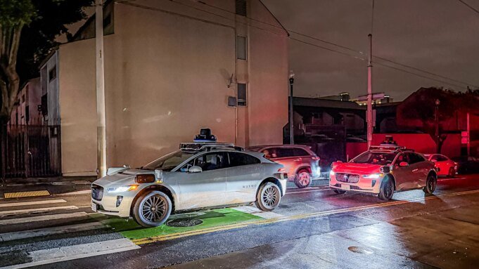 舊金山停電導致 Waymo 機器人出租車陷入癱瘓
| mtgamer.com