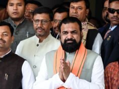 薩姆拉特·喬杜里 (Samrat Choudhary) 表示,政府學校將在拉魯·普拉薩德 (Lalu Prasad) 被扣押的財產中開設
| mtgamer.com 薩姆拉特·喬杜里 (Samrat Choudhary) 表示,政府學校將在拉魯·普拉薩德 (Lalu Prasad) 被扣押的財產中開設
| mtgamer.com