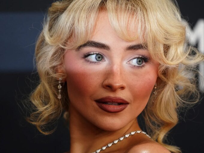 薩布麗娜·卡彭特譴責白宮視頻中“邪惡”使用她的音樂
| mtgamer.com