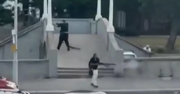 警方稱邦迪海灘槍手一起接受槍械訓練
| mtgamer.com