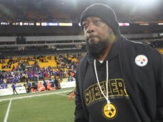 邁克·湯姆林在鋼人隊輸給比爾隊期間向球迷高呼要求解僱他
| mtgamer.com 邁克·湯姆林在鋼人隊輸給比爾隊期間向球迷高呼要求解僱他
| mtgamer.com