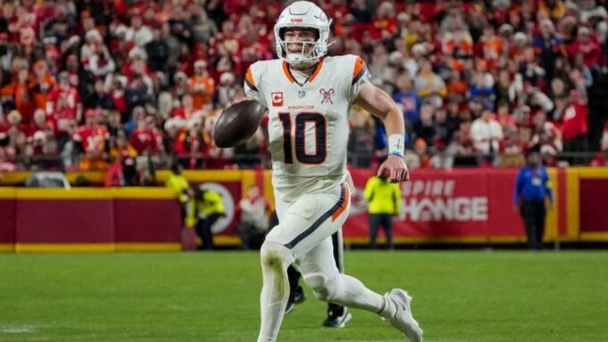 野馬隊季后賽圖片：戰勝酋長隊如何影響亞冠西部比賽，丹佛隊獲得一號种子的機會
| mtgamer.com