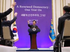 韓國稱美國同意幫助其確保反應堆燃料安全
| mtgamer.com 韓國稱美國同意幫助其確保反應堆燃料安全
| mtgamer.com