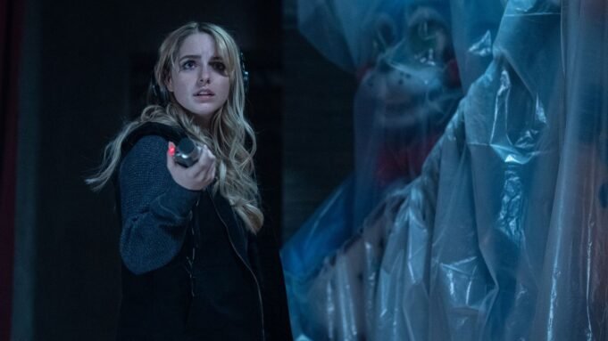 麥肯娜·格蕾絲已經是一名真正的尖叫女王，但她更進一步，在《玩具熊的五夜后宮》系列中出演一角
| mtgamer.com