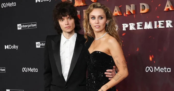 麥莉·賽勒斯 (Miley Cyrus) 打破沉默談 Maxx Morando 訂婚
| mtgamer.com