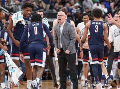 大學籃球選秀、賽程表:康涅狄格大學 vs. 維拉諾瓦大學的預測,週六更多前 25 場比賽
| mtgamer.com 大學籃球選秀、賽程表:康涅狄格大學 vs. 維拉諾瓦大學的預測,週六更多前 25 場比賽
| mtgamer.com