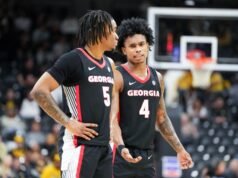 21 號喬治亞隊將在兩場比賽中的第一場主場迎戰飽受犯規困擾的德克薩斯州
| mtgamer.com 21 號喬治亞隊將在兩場比賽中的第一場主場迎戰飽受犯規困擾的德克薩斯州
| mtgamer.com