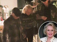 96 歲的傳奇女演員蒂比·海德倫 (Tippi Hedren) 罕見地公開露面,與家人一起慶祝生日
| mtgamer.com 96 歲的傳奇女演員蒂比·海德倫 (Tippi Hedren) 罕見地公開露面,與家人一起慶祝生日
| mtgamer.com