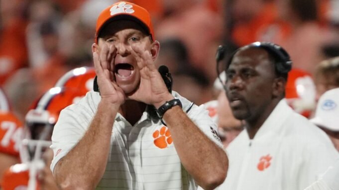 Dabo 斥責 Ole Miss “公然”篡改 LB
 | mtgamer.com