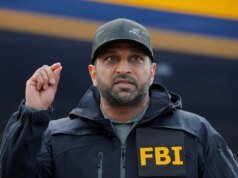 FBI 在 2020 年美國大選期間對佐治亞州選舉辦公室執行搜查令
| mtgamer.com FBI 在 2020 年美國大選期間對佐治亞州選舉辦公室執行搜查令
| mtgamer.com