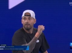 Krygios 與輝煌的獲勝者一起親吻終點線
| mtgamer.com Krygios 與輝煌的獲勝者一起親吻終點線
| mtgamer.com