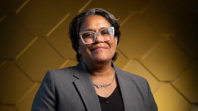 “來自澳大利亞的禮物”：凱茜·弗里曼的媽媽如何以最高榮譽幫助她
| mtgamer.com