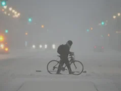 冬季風暴席捲美國 超過 10,000 架航班被取消
| mtgamer.com 冬季風暴席捲美國 超過 10,000 架航班被取消
| mtgamer.com