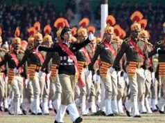 包括五名女性在內的 33 名警察今天將獲得英勇服務獎章
| mtgamer.com 包括五名女性在內的 33 名警察今天將獲得英勇服務獎章
| mtgamer.com