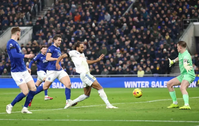 卡爾弗特-勒溫向埃弗頓展示了他們所懷念的東西，巴里則讓我們看到了未來
| mtgamer.com