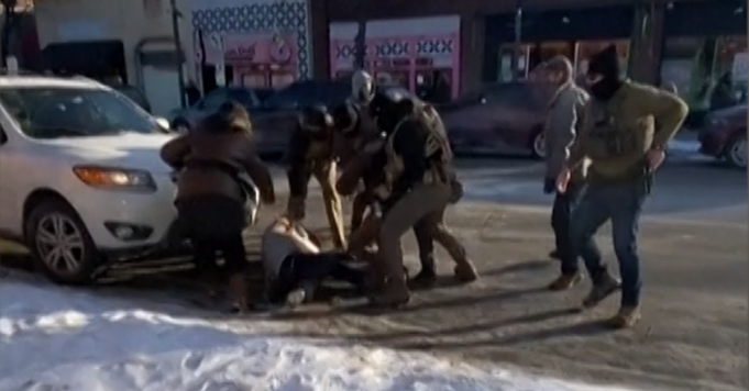 參與亞歷克斯·普雷蒂 參與亞歷克斯·普雷蒂槍擊案的特工被行政休假
| mtgamer.com