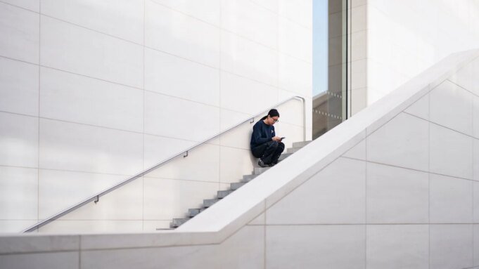 反末日捲軸影響者如何對抗社交媒體成癮
 | mtgamer.com