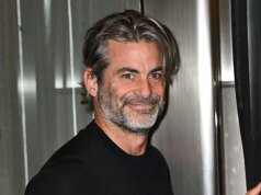 吉姆·柯蒂斯的健康狀況:詹妮弗·安妮斯頓男友的“誤診疾病”導致跛行和更多症狀
| mtgamer.com 吉姆·柯蒂斯的健康狀況:詹妮弗·安妮斯頓男友的“誤診疾病”導致跛行和更多症狀
| mtgamer.com