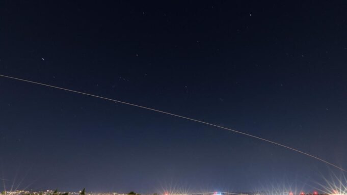 四名國際空間站宇航員在首次醫療後送後濺落在地球上
| mtgamer.com