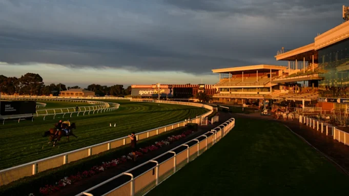 因在社交媒體上使用誹謗而接受調查的賽車教練表示他“說的是實話”
 | mtgamer.com