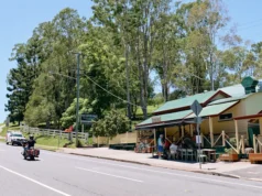 在我居住的布里斯班郊區,孩子們過去常常騎馬上學。事實上,他們仍然這樣做
| mtgamer.com 在我居住的布里斯班郊區,孩子們過去常常騎馬上學。事實上,他們仍然這樣做
| mtgamer.com