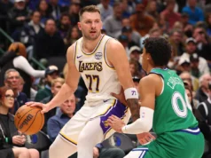 夢幻籃球高分第14週完美陣容:盧卡再次登頂排行榜
| mtgamer.com 夢幻籃球高分第14週完美陣容:盧卡再次登頂排行榜
| mtgamer.com