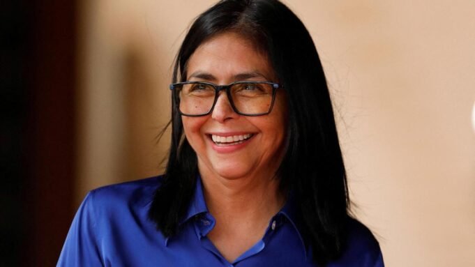 委內瑞拉臨時總統呼籲與反對派“達成協議”
 | mtgamer.com