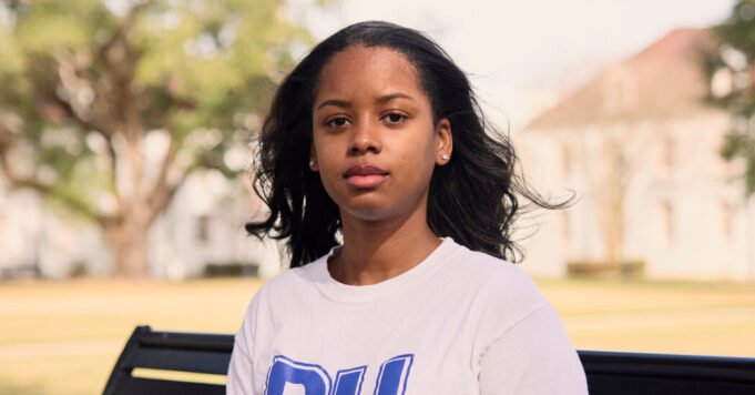 對法學院的興趣正在高漲。人工智能讓回報變得不那麼確定。
 | mtgamer.com