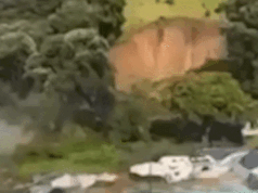 山體滑坡襲擊假日熱點,造成兩人死亡、兒童失踪
| mtgamer.com 山體滑坡襲擊假日熱點,造成兩人死亡、兒童失踪
| mtgamer.com