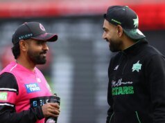 巴基斯坦公佈澳大利亞 T20Is 陣容:炙手可熱的 BBL 狀態的明星球員被忽視,巴巴爾·阿扎姆 (Babar Azam) 被選中
| mtgamer.com 巴基斯坦公佈澳大利亞 T20Is 陣容:炙手可熱的 BBL 狀態的明星球員被忽視,巴巴爾·阿扎姆 (Babar Azam) 被選中
| mtgamer.com