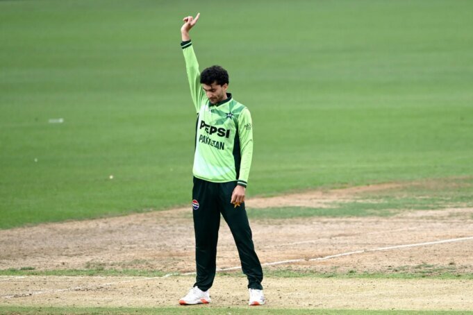 德比郡在獲得英格蘭測試旋轉選手後簽下巴基斯坦白球投球手以增強旋轉股票
 | mtgamer.com