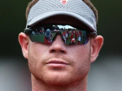 悉尼天鵝隊球員在新赫姆斯球場被撞昏迷
| mtgamer.com 悉尼天鵝隊球員在新赫姆斯球場被撞昏迷
| mtgamer.com