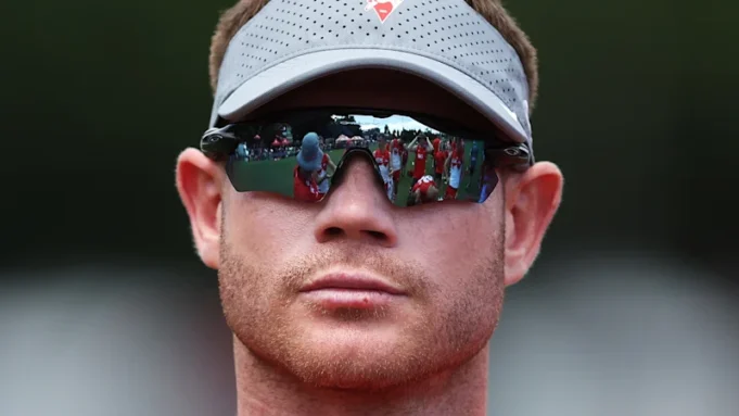 悉尼天鵝隊球員在新赫姆斯球場被撞昏迷
 | mtgamer.com