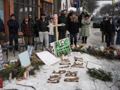 普雷蒂遇害後明尼蘇達州州長要求聯邦移民人員離開
| mtgamer.com 普雷蒂遇害後明尼蘇達州州長要求聯邦移民人員離開
| mtgamer.com