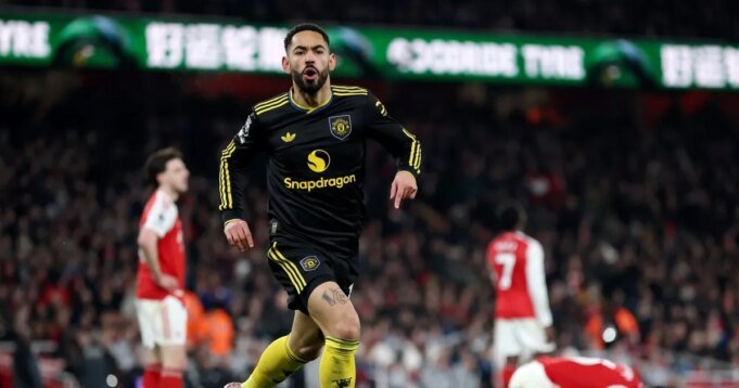 曼聯以 3-2 的戲劇性勝利擊敗阿森納奪冠
 | mtgamer.com