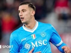 森林隊租借6英尺7英寸那不勒斯前鋒盧卡
| mtgamer.com 森林隊租借6英尺7英寸那不勒斯前鋒盧卡
| mtgamer.com