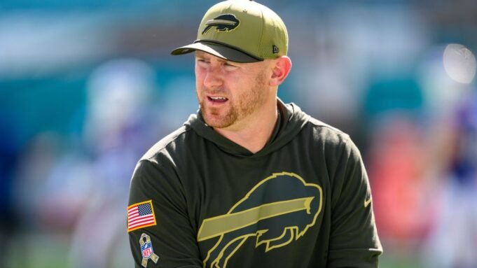 比爾留在公司內部，聘請喬·布雷迪擔任首席...
| mtgamer.com