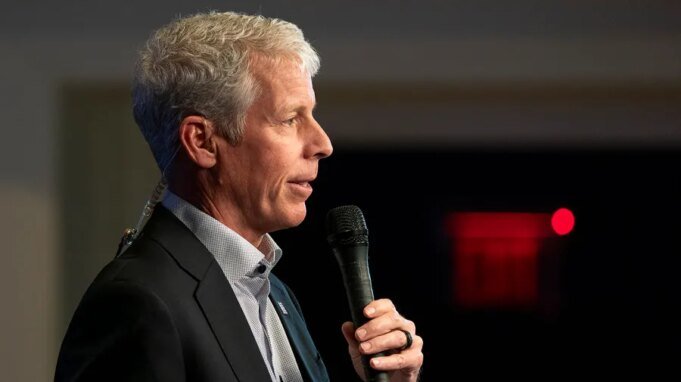 特朗普取消拜登時代的 30B 美元綠色貸款
 | mtgamer.com