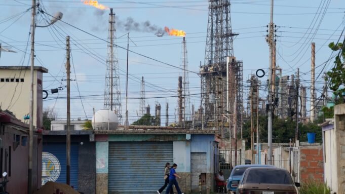 特朗普尋求美國公司的作用，委內瑞拉就石油部門改革展開辯論
 | mtgamer.com