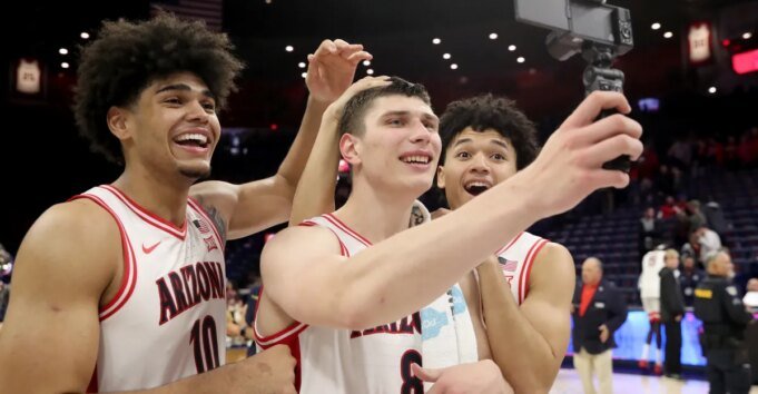 瘋狂三月前 2 個月，大學籃球的 5 個最重要的故事情節
 | mtgamer.com