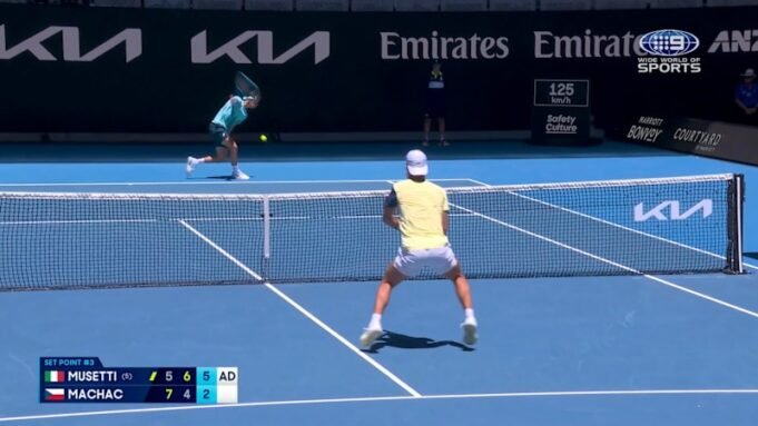 穆塞蒂反手“油畫”領先﻿
 | mtgamer.com