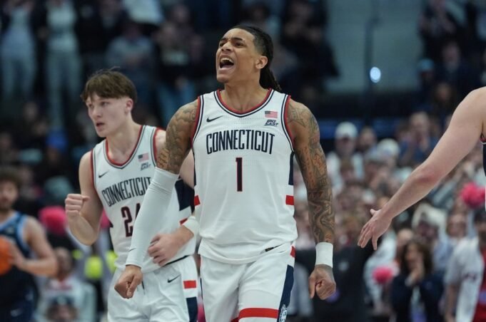 第二名康涅狄格大學擊敗維拉諾瓦大學，連勝紀錄達到 15 場
 | mtgamer.com