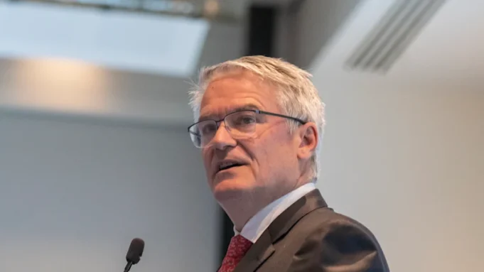 經合組織主席、前財政部長馬蒂亞斯·科曼獲得最高榮譽
 | mtgamer.com