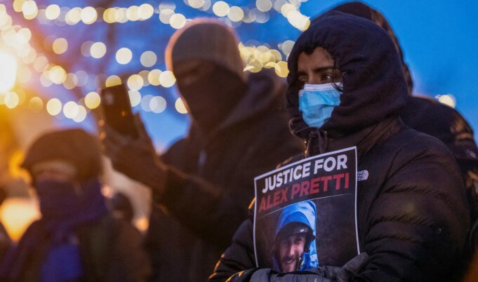 美國特工在明尼蘇達州殺害 ICU 護士 Alex Pretti 後引發憤怒
| mtgamer.com