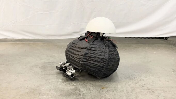 美國研究人員打造防摔 美國研究人員打造防摔雙足機器人以推進現實世界的強化學習
| mtgamer.com