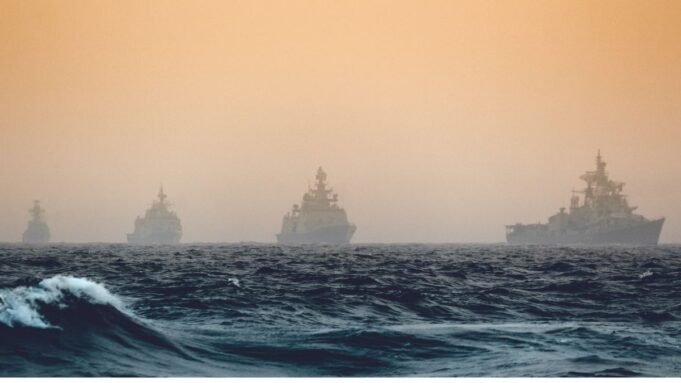 美國軍艦駛向伊朗
| mtgamer.com