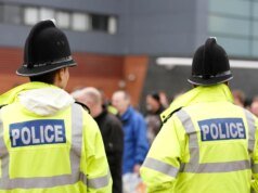 英國男子被控吸毒、強姦前妻多年出庭
| mtgamer.com 英國男子被控吸毒、強姦前妻多年出庭
| mtgamer.com