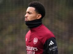 “被扔給鯊魚”——阿森納少年納瓦內裡完成馬賽租借
| mtgamer.com “被扔給鯊魚”——阿森納少年納瓦內裡完成馬賽租借
| mtgamer.com