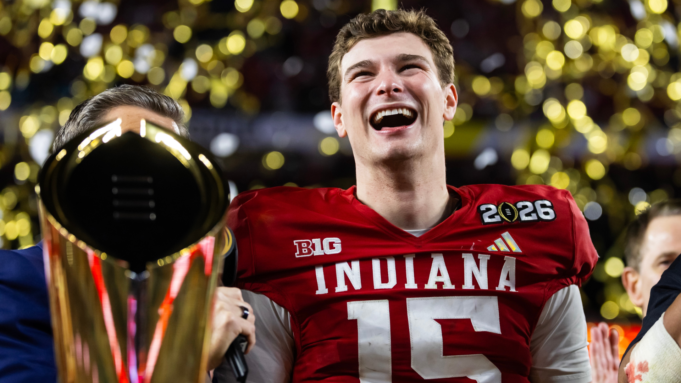 費爾南多·門多薩宣布參加 2026 年 NFL 選秀：印第安納球星 QB、海斯曼獎杯獲得者預計將成為狀元秀
 | mtgamer.com